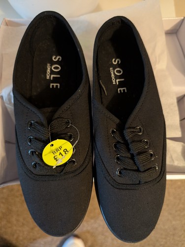 Bnwt sole london black canvas - london,