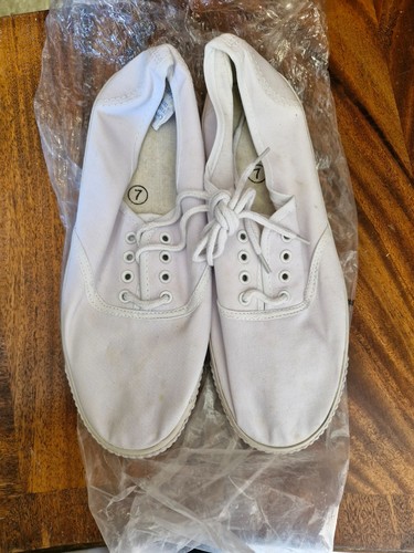 White canvas plimsoles - canvas,