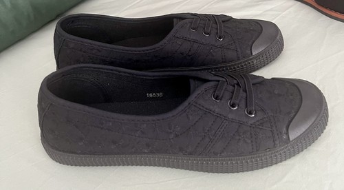 Ladies new black plimsoll - black,